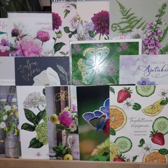 Loppukesän onnitteluihin ja korttitervehdyksiin kortit kukkakaupalta, Keskustie 63 Hartola. Tervetuloa!